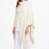 Koc z alpaki Ecru 100% baby alpaca jako oversizowy szal